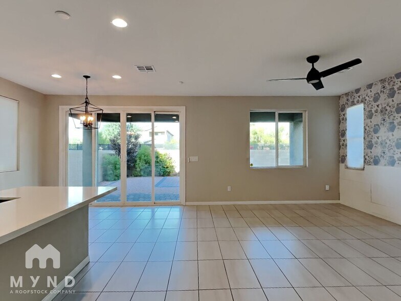 Building Photo - 5709 Justin Robert St