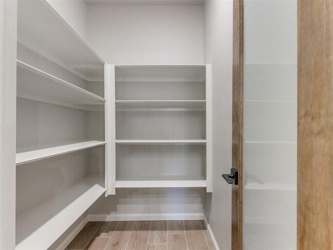 Building Photo - 3005 SW 133rd St