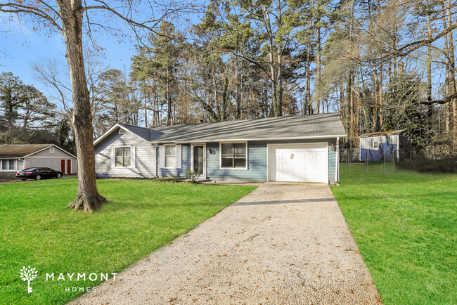 Building Photo - Charming 4 Bedroom Home in Jonesboro, GA