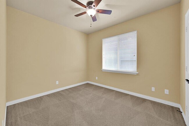 Building Photo - 459 Hendricks Forest Ln