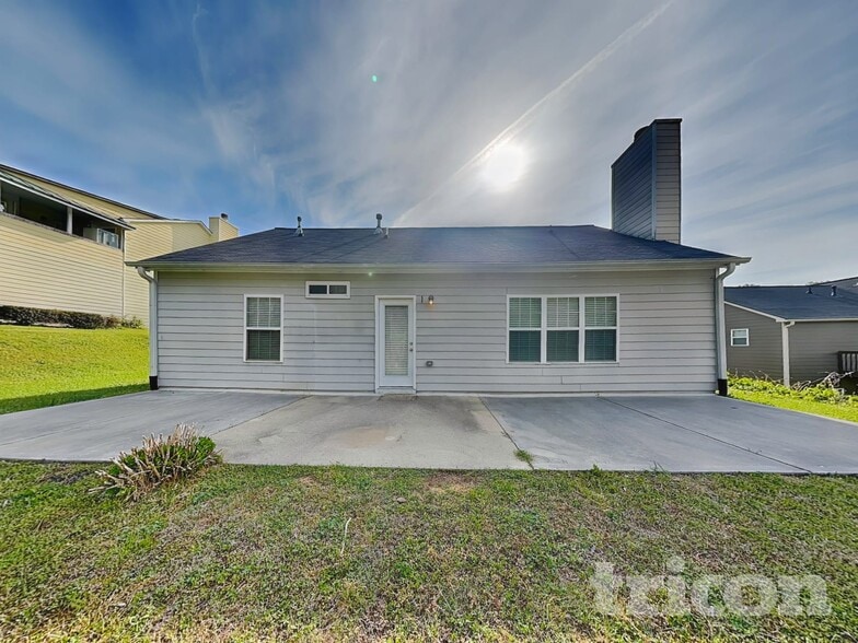 Building Photo - 114 Arbor Chase Pkwy