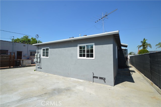 Building Photo - 650 Eastmont Ave