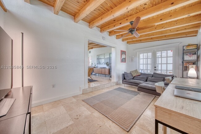 Building Photo - 7055 SW 84th Ave