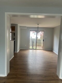 Building Photo - 839 Oak Leaf Ct