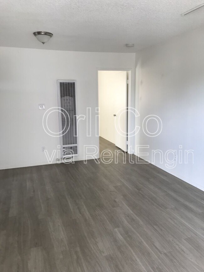 Building Photo - 14333 W Haynes St