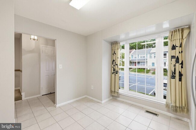 Building Photo - 4000 Sparrow House Ln