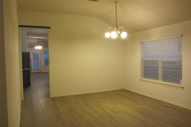 Building Photo - 20723 Fernwick Village Dr