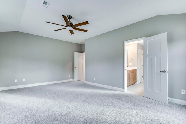 Building Photo - East Jefferson County Home For Rent