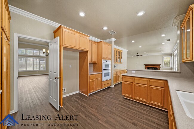 Building Photo - 28626 Cedar Canyon Ct