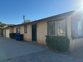 Building Photo - 6739
