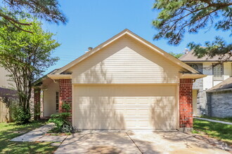 Building Photo - 9210 Golden Sunshine Dr