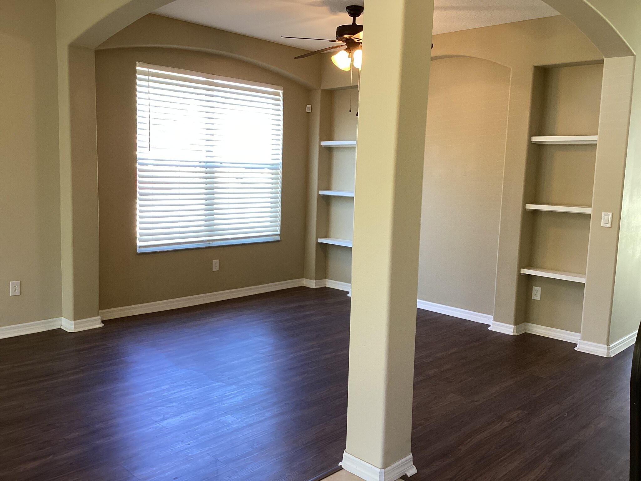 Building Photo - 1419 Hunterman Ln