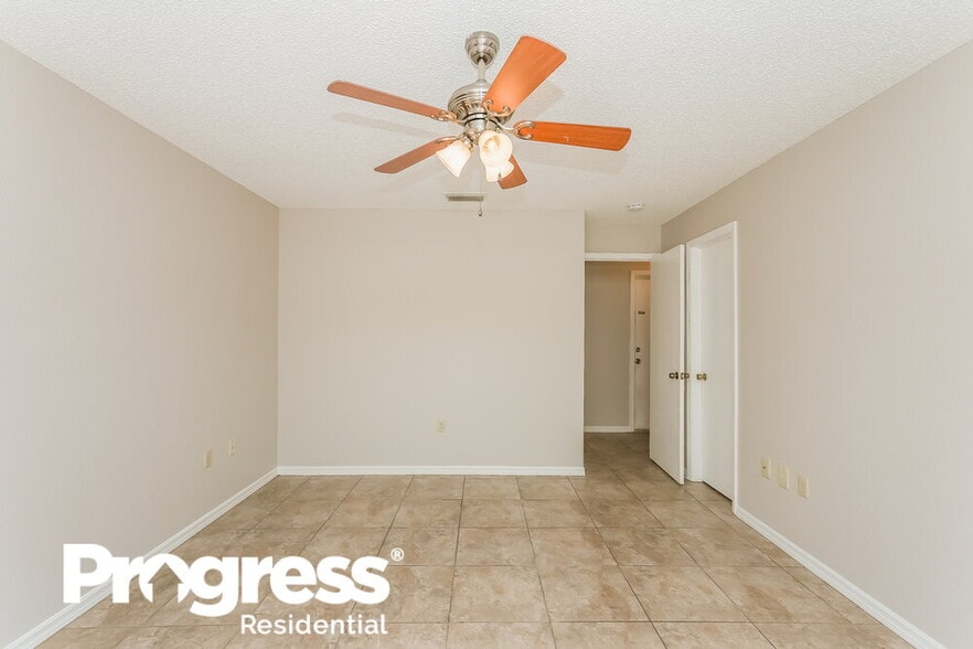 Building Photo - 5206 Hope Ln