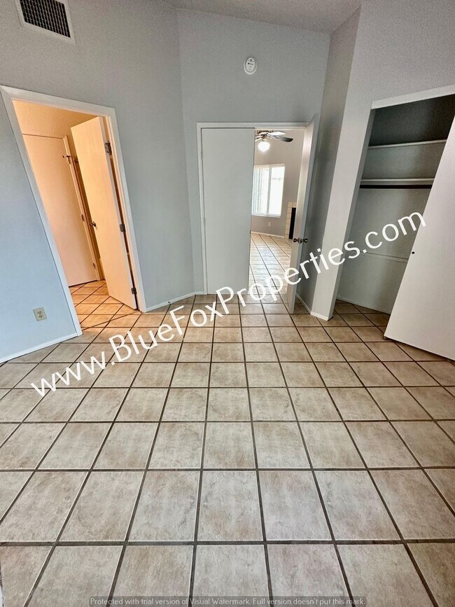 Building Photo - 4891 W Condor Dr