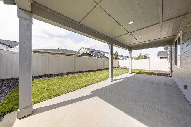 Building Photo - 11171 W Heliopsis Dr