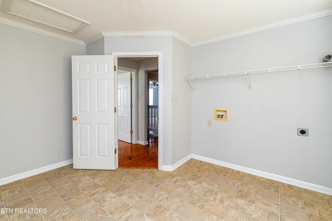 Building Photo - 203 Sweetgum Ln