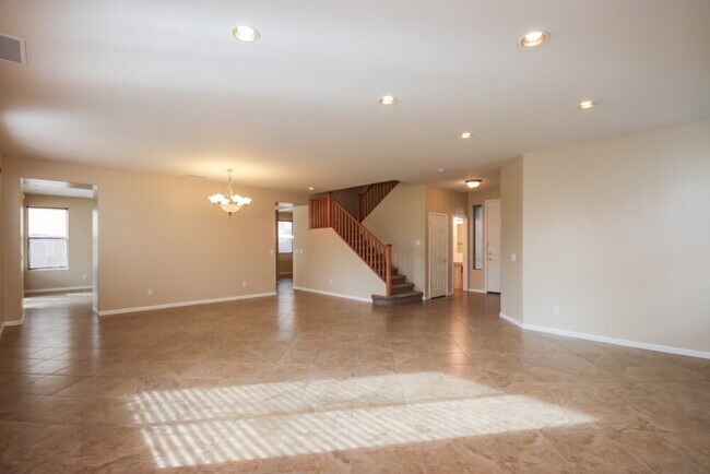 Building Photo - 2075 S Illinois Pl