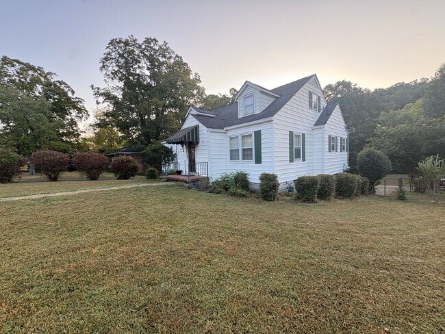 Building Photo - 106 S Germantown Rd