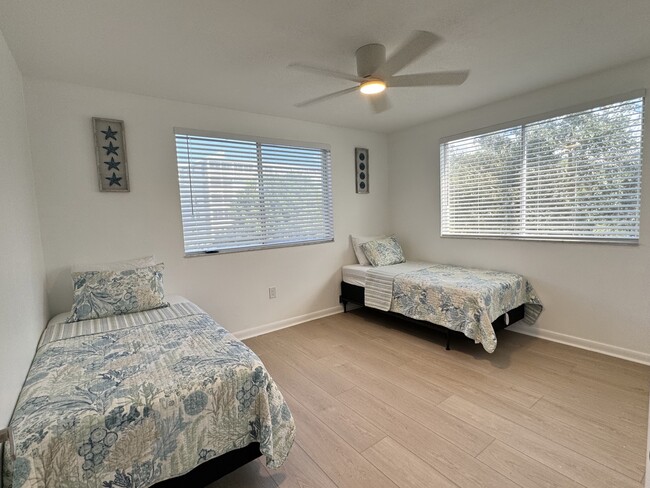 Third Bedroom - 270 Naples Cove Dr