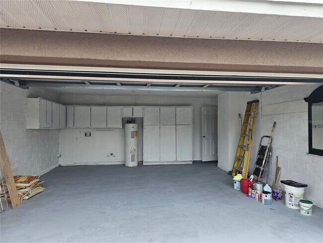 Building Photo - 102 Whitehall Way