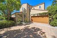 Building Photo - 61 Shade Tree