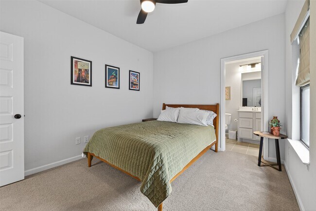 Building Photo - 7214 Darting Plover Wy