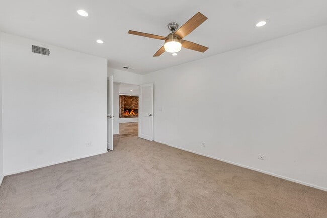 Building Photo - Perfect Entertaining Family Home with Larg...