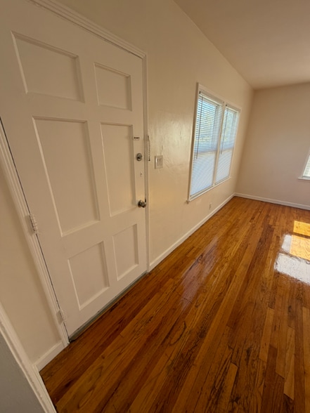 Building Photo - 1783 S Marvin Ave