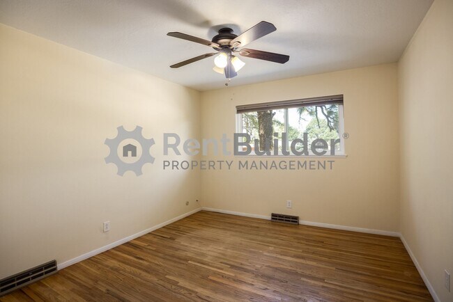 Building Photo - CALL US TODAY AT (505) 808-6467 TO SCHEDUL...