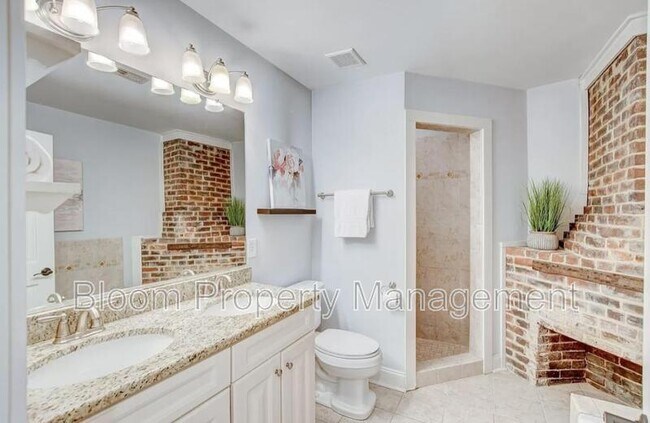 Building Photo - 50 Morris St