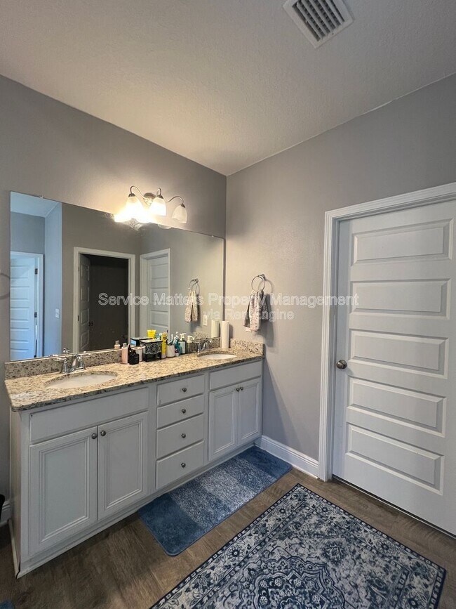 Building Photo - 3817 Hawks Landing Cir