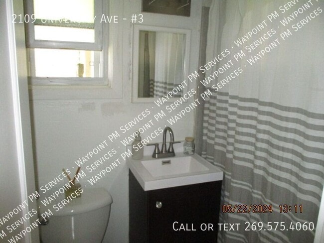 Building Photo - 2109 University Ave