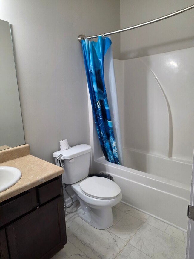 Building Photo - Beautiful 4 bed 2.5 bath home located in Cartersville