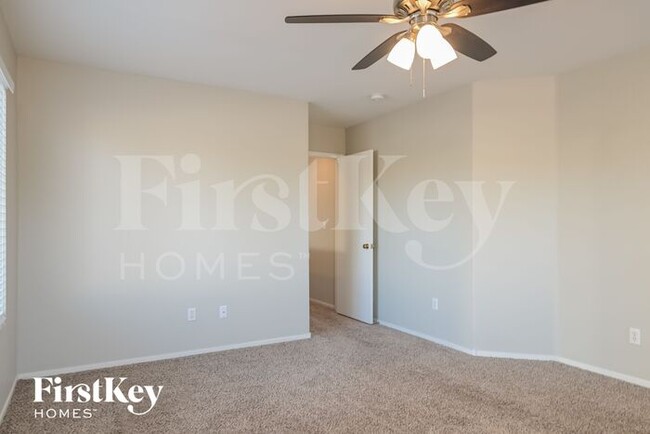 Building Photo - 664 Moonlight Mesa Dr