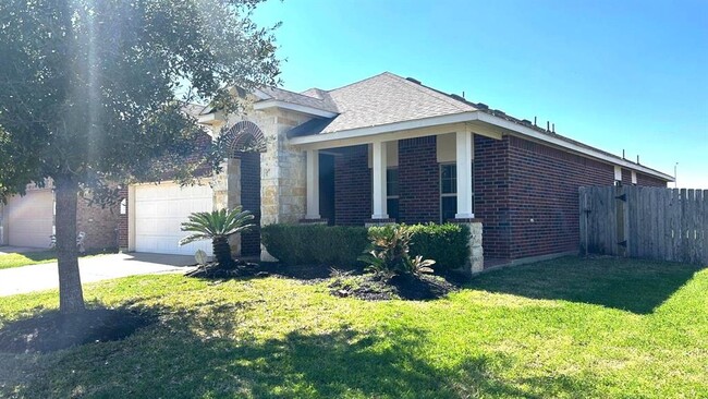 Primary Photo - 4035 Vicenza Ave