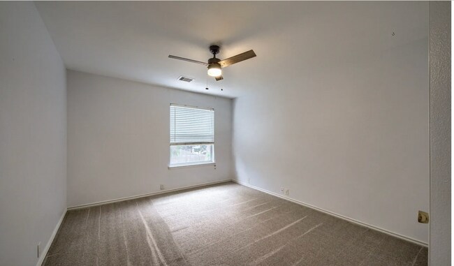 Building Photo - 7711 Parkwood Way
