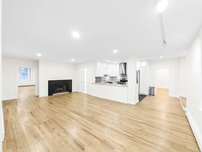 Building Photo - 71-73 Perkins Street Unit 1