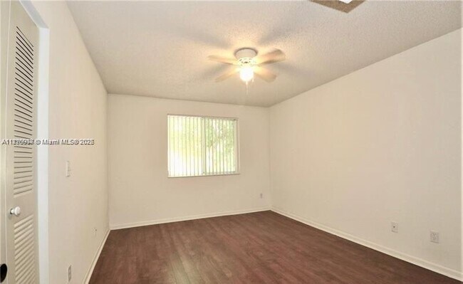 Building Photo - 801 NW 91st Terrace