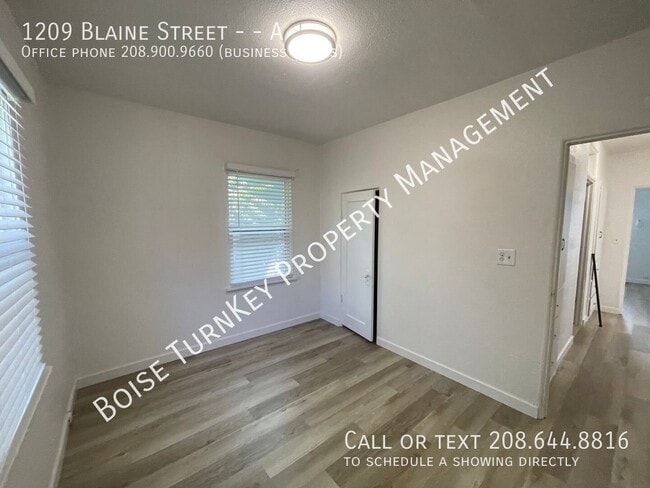 Building Photo - 1209 Blaine St