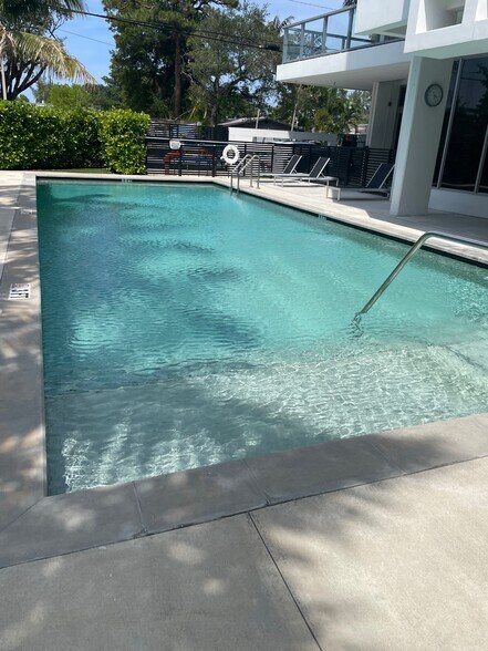 Heated outdoor pool - 13800 Highland Dr
