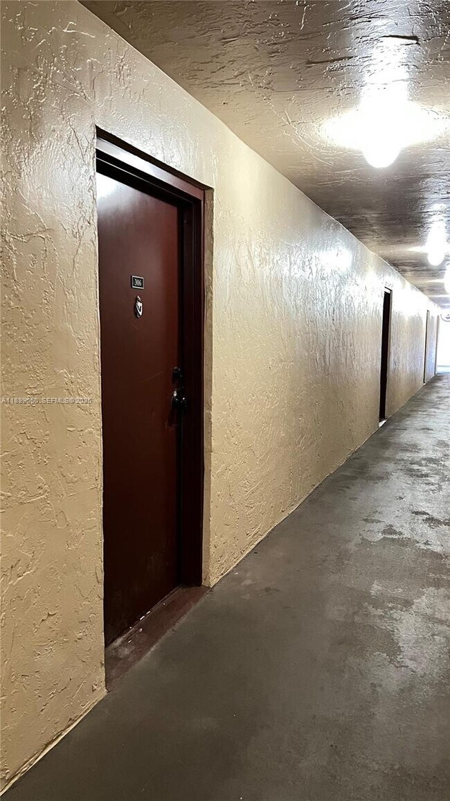 Building Photo - 7175 Orange Dr