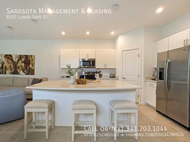 Building Photo - 8593 Lunar Skye St