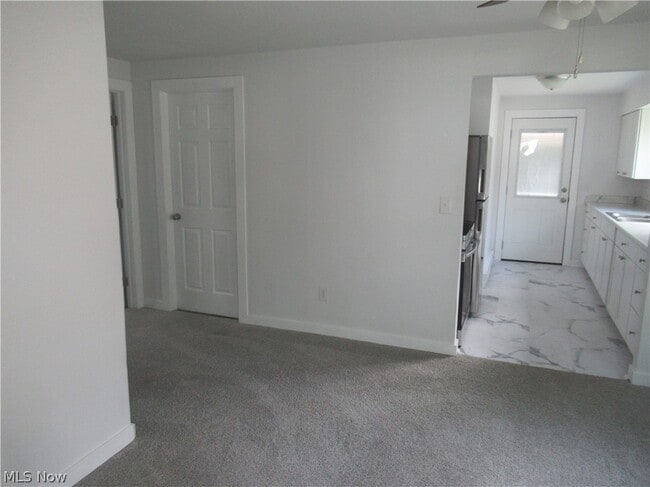 Building Photo - 173 Forest Blvd