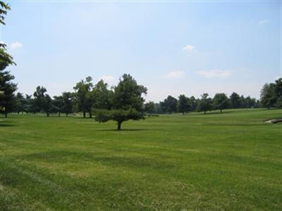 Building Photo - 706 Golfview Dr
