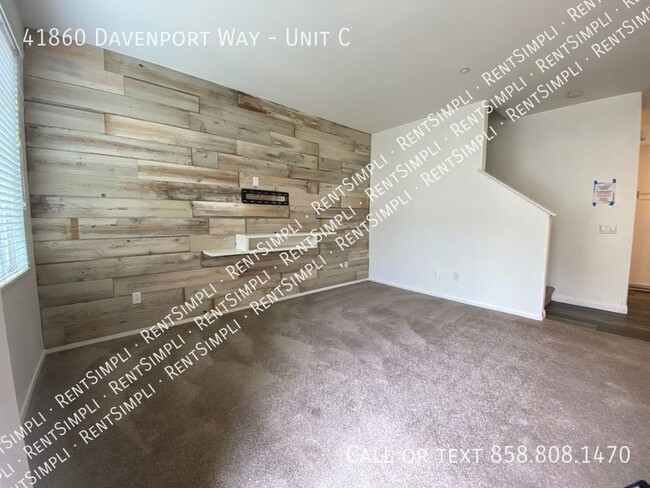 Building Photo - 41860 Davenport Way