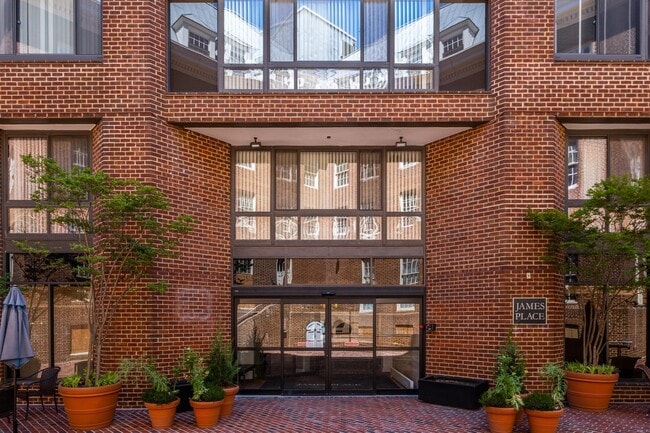 Building Photo - 1077 30th St NW