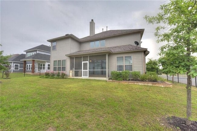 Building Photo - 203 Ancient Oak Way