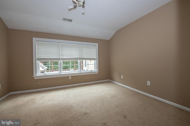 Building Photo - 2083 Welsh Valley Rd