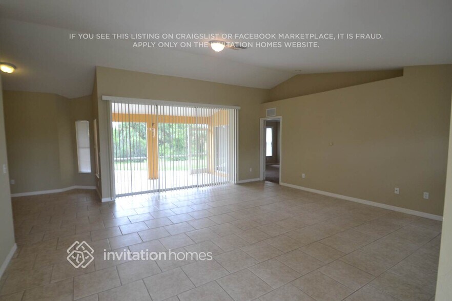 Building Photo - 3932 Everglades Terrace