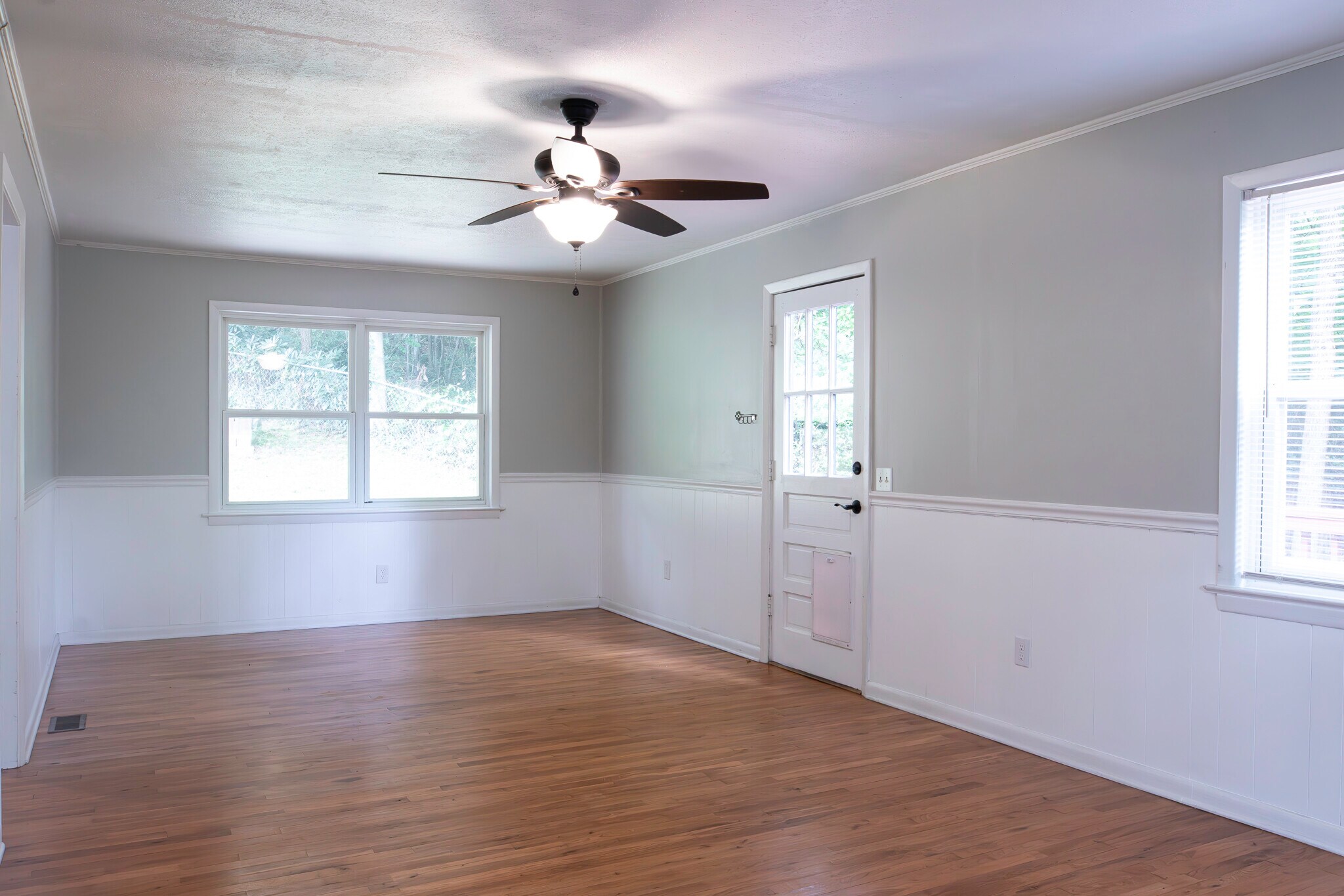 Building Photo - 103 Robleigh Dr